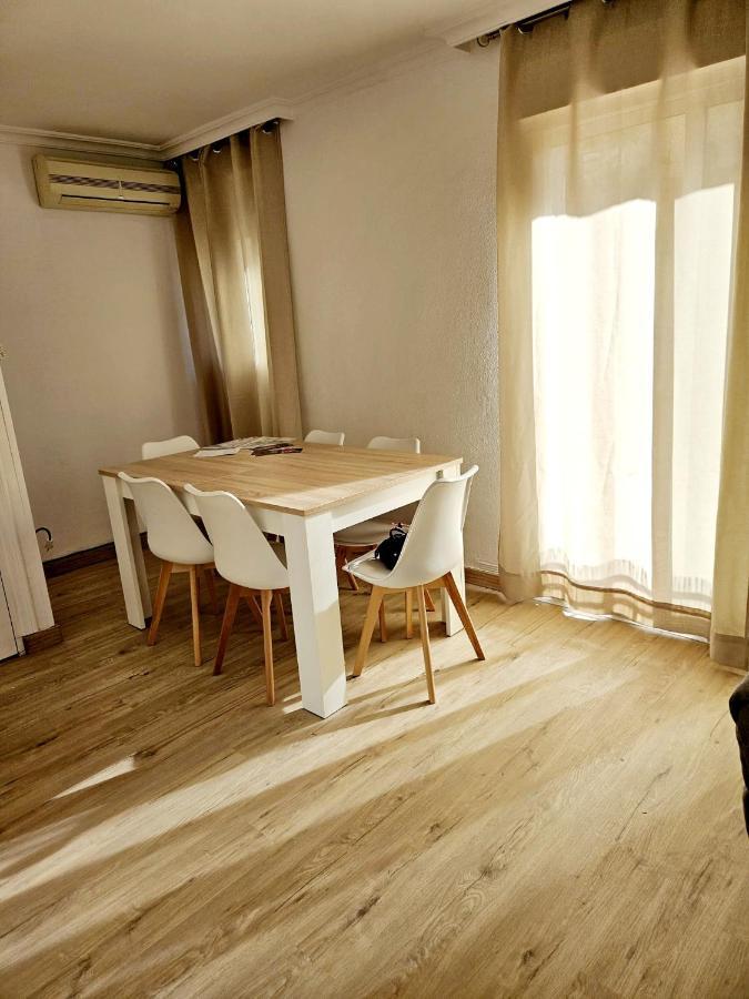Apartamento Familiar En Triana إشبيلية المظهر الخارجي الصورة