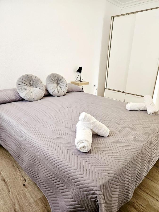 Apartamento Familiar En Triana إشبيلية المظهر الخارجي الصورة