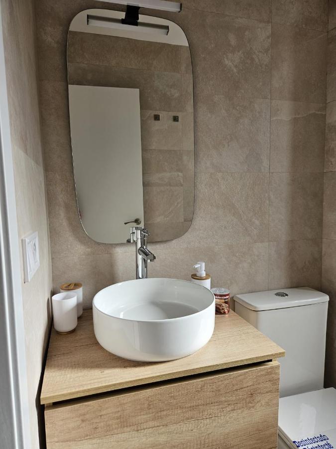 Apartamento Familiar En Triana إشبيلية المظهر الخارجي الصورة